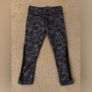 Lululemon Size 4 Capris